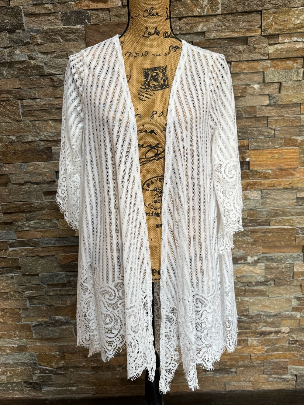Gianni Bini White Sheer Lace Open Front Swim Cover Up Kimono Handkerchief Hem M